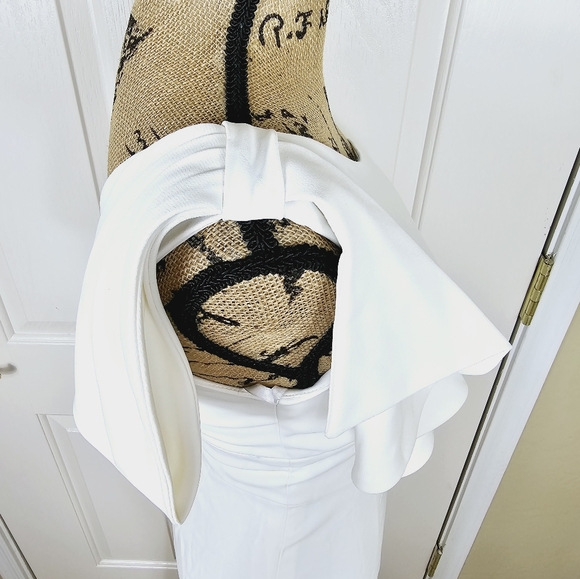 AFTER SIX Bowed One-Shoulder Trumpet Gown - Picture 7 of 10